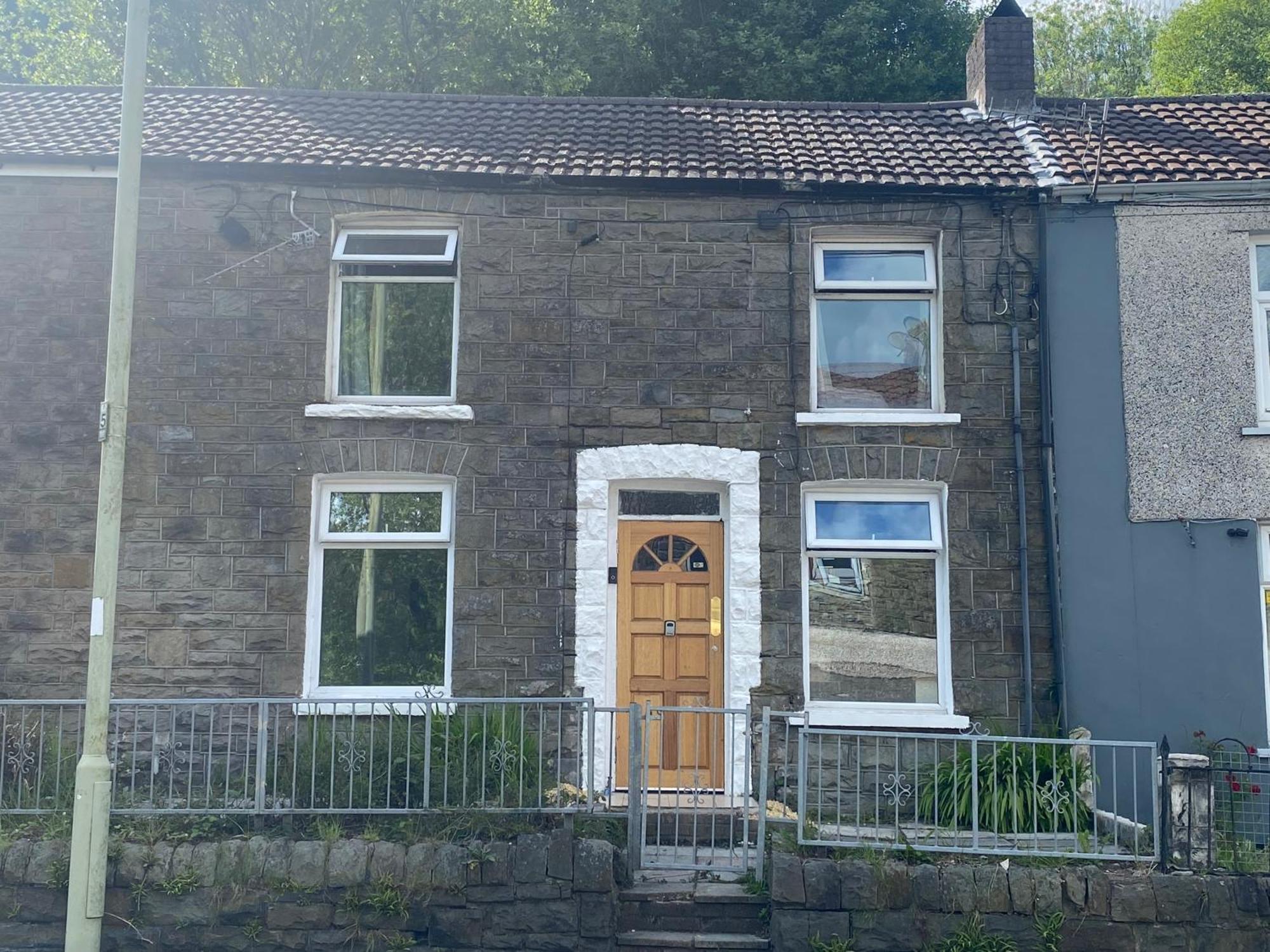 Mountain View Two Bedroom Llwynypia Экстерьер фото